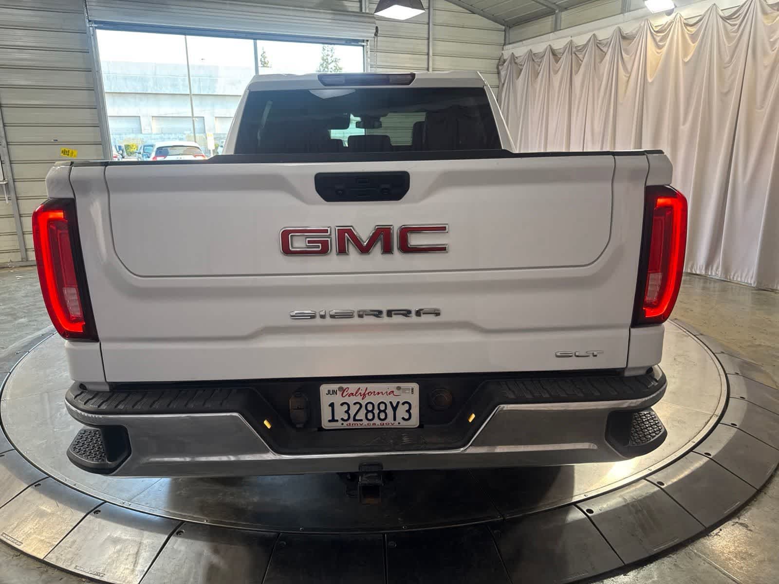Used 2024 GMC Sierra 1500 SLT AWD/4WD image 5