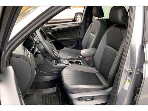 Used 2024 Volkswagen Tiguan SE R-Line w/ MDO Package, Two-Row image 24