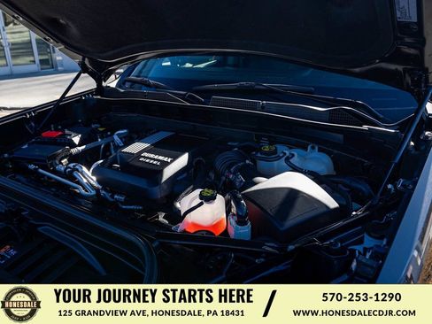 Used 2024 GMC Sierra 1500 Elevation AWD/4WD image 32