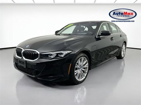 Used 2024 BMW 330e xDrive 330e xDrive w/ Convenience Package image 5