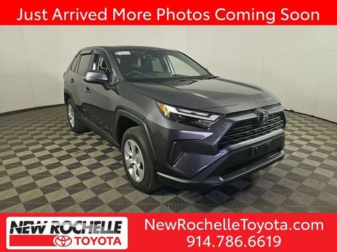 Used 2025 Toyota RAV4 LE AWD/4WD image 1
