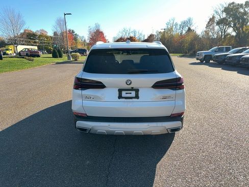Certified 2024 BMW X5 xDrive50e image 6