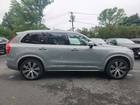 Certified 2025 Volvo XC90 T8 Plus w/ Protection Package Premier AWD/4WD image 7