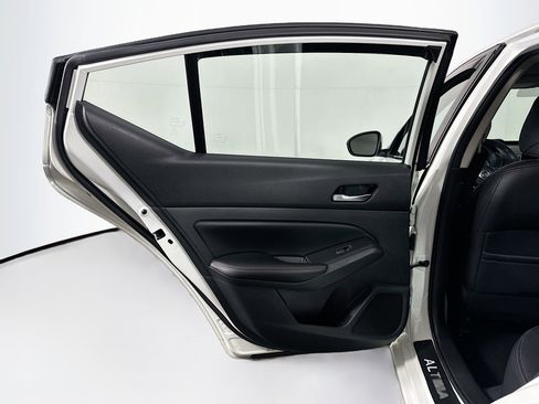 Used 2021 Nissan Altima 2.5 SR image 25