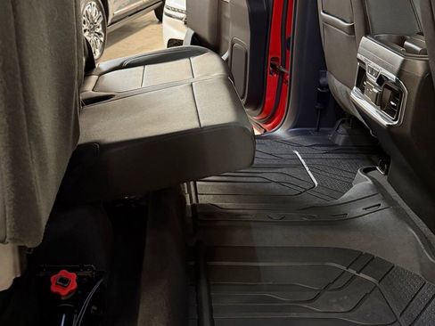 Used 2020 Chevrolet Silverado 2500 LTZ w/ LTZ Convenience Package image 31