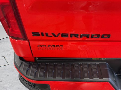 Used 2021 Chevrolet Silverado 1500 RST w/ Convenience Package II AWD/4WD image 29
