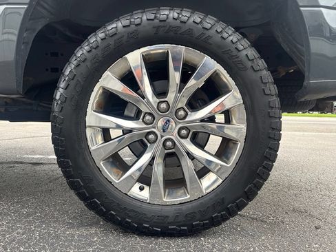 Used 2017 Ford F150 XLT w/ Equipment Group 302A Luxury AWD/4WD image 11