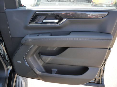 New 2026 GMC Yukon XL Elevation image 21