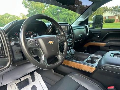 Used 2019 Chevrolet Silverado 3500 LTZ w/ Duramax Plus Package AWD/4WD image 10