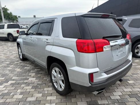Used 2017 GMC Terrain SLE FWD image 5