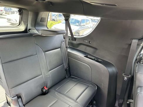 Used 2023 GMC Yukon XL SLT w/ Max Trailering Package image 14