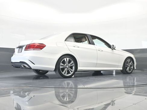 Used 2014 Mercedes-Benz E 350 Sedan image 57