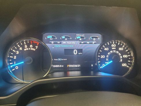 Used 2016 Ford F150 Lariat w/ Equipment Group 501A Mid AWD/4WD image 23