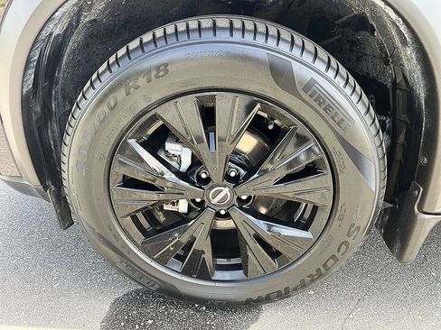 Certified 2023 Nissan Rogue SV w/ SV Premium B Package FWD image 9