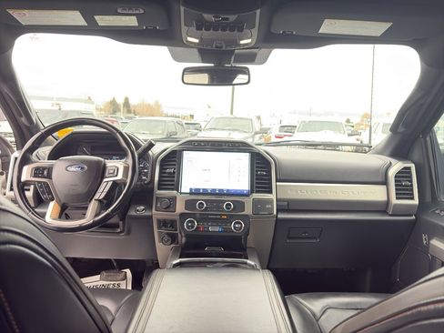 Used 2022 Ford F350 Platinum image 24