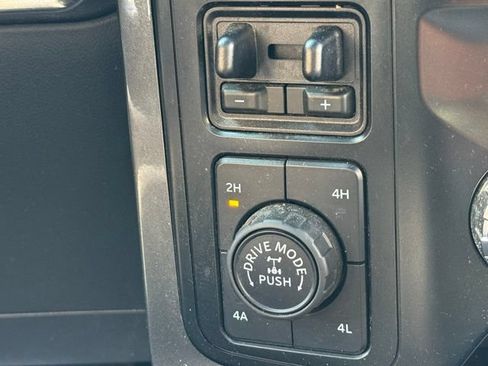Used 2023 Ford F150 Lariat w/ Equipment Group 502A High AWD/4WD image 15