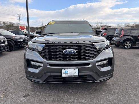 Used 2022 Ford Explorer ST-Line image 3