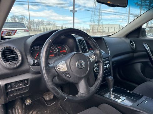 Used 2011 Nissan Maxima 3.5 S image 10