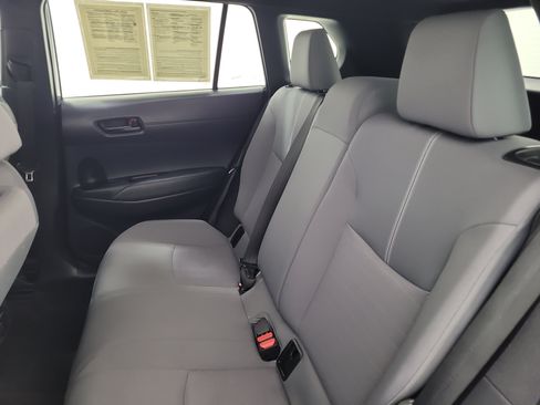 Used 2024 Toyota Corolla Cross AWD Hybrid image 11