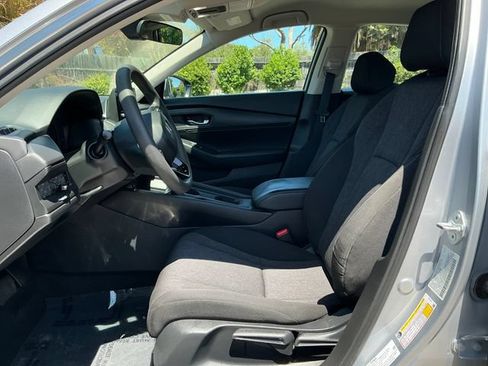 Used 2023 Honda Accord LX image 9