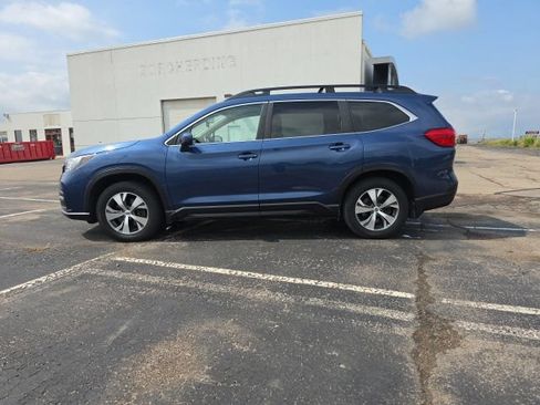 Used 2019 Subaru Ascent Premium w/ Popular Package #2A AWD/4WD image 5