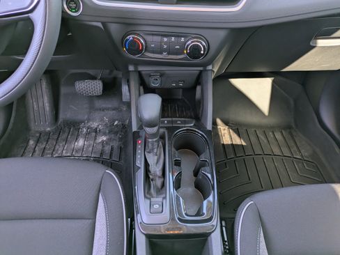 Used 2025 Chevrolet TrailBlazer LS w/ LS Convenience Package image 18