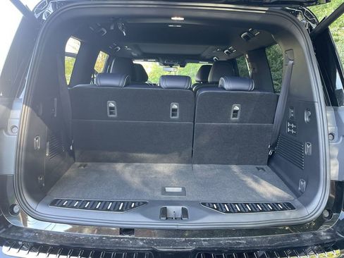 New 2026 INFINITI QX80 SPORT image 28