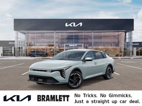 New 2026 Kia K4 EX image 1