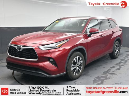 Certified 2022 Toyota Highlander XLE image 1