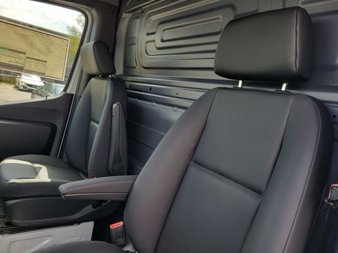 New 2026 Mercedes-Benz Sprinter 2500 image 22