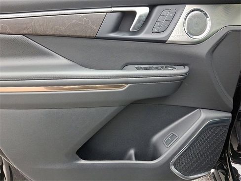 New 2026 Buick Enclave Avenir w/ Super Cruise Package image 8