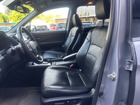 Used 2016 Honda Pilot Elite image 9