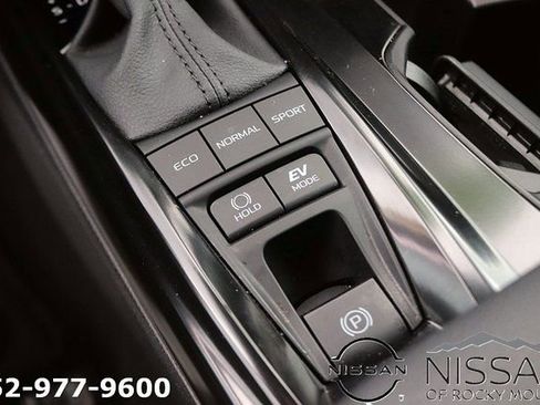 Used 2025 Toyota Camry LE image 18