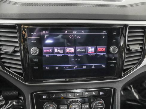 Certified 2022 Volkswagen Atlas SEL image 31