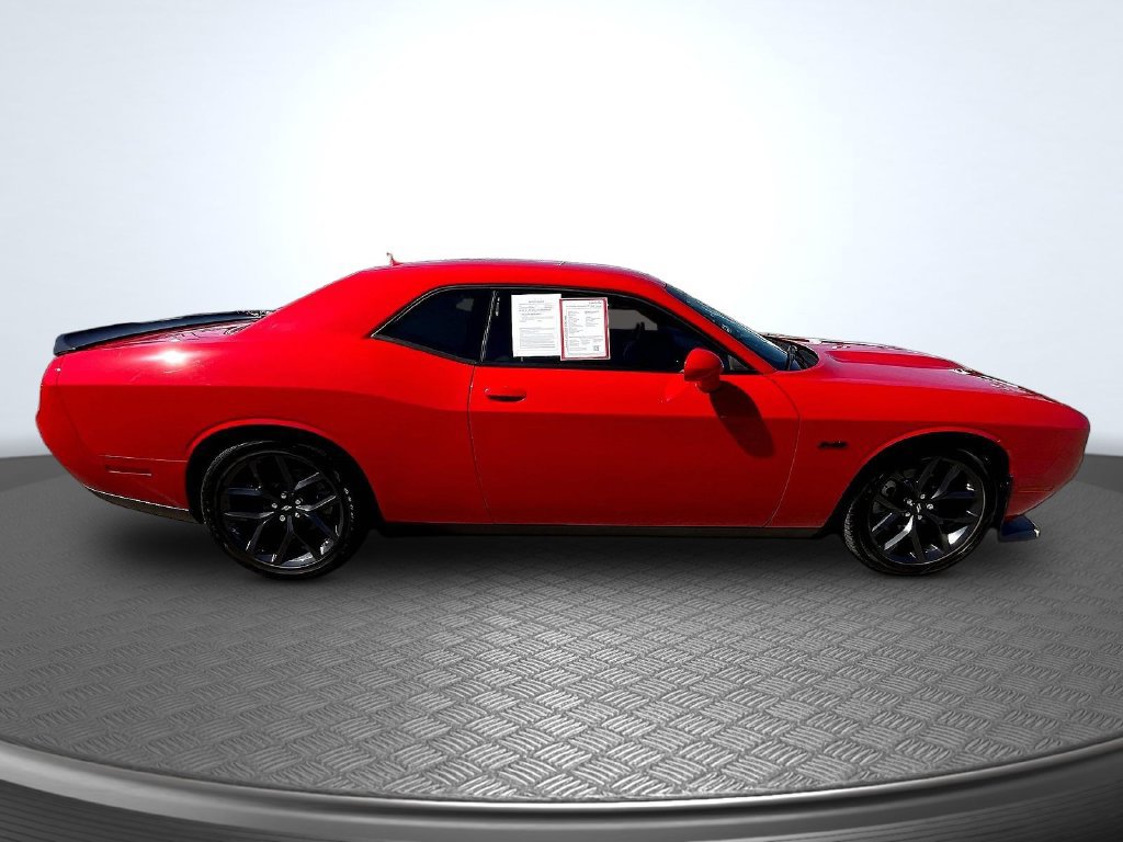 Used 2023 Dodge Challenger R/T w/ Blacktop Package RWD image 4