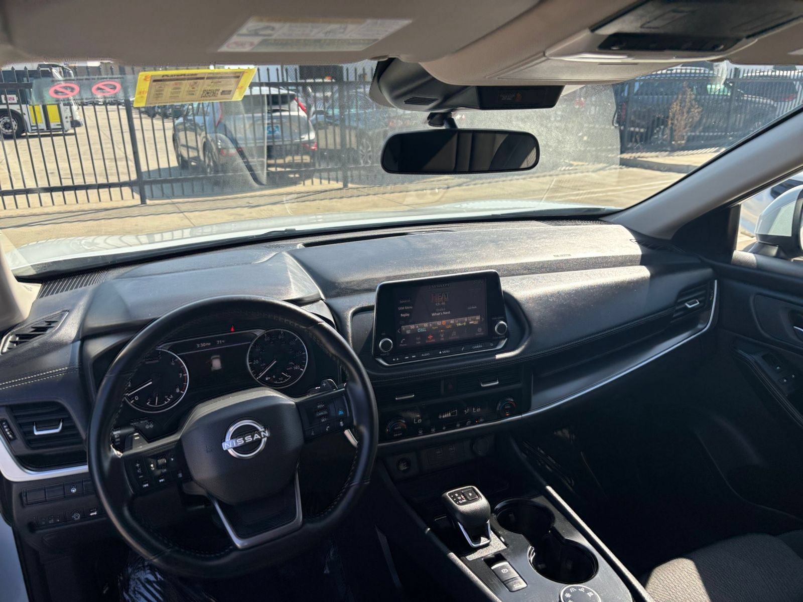 Used 2025 Nissan Rogue SV AWD/4WD image 34
