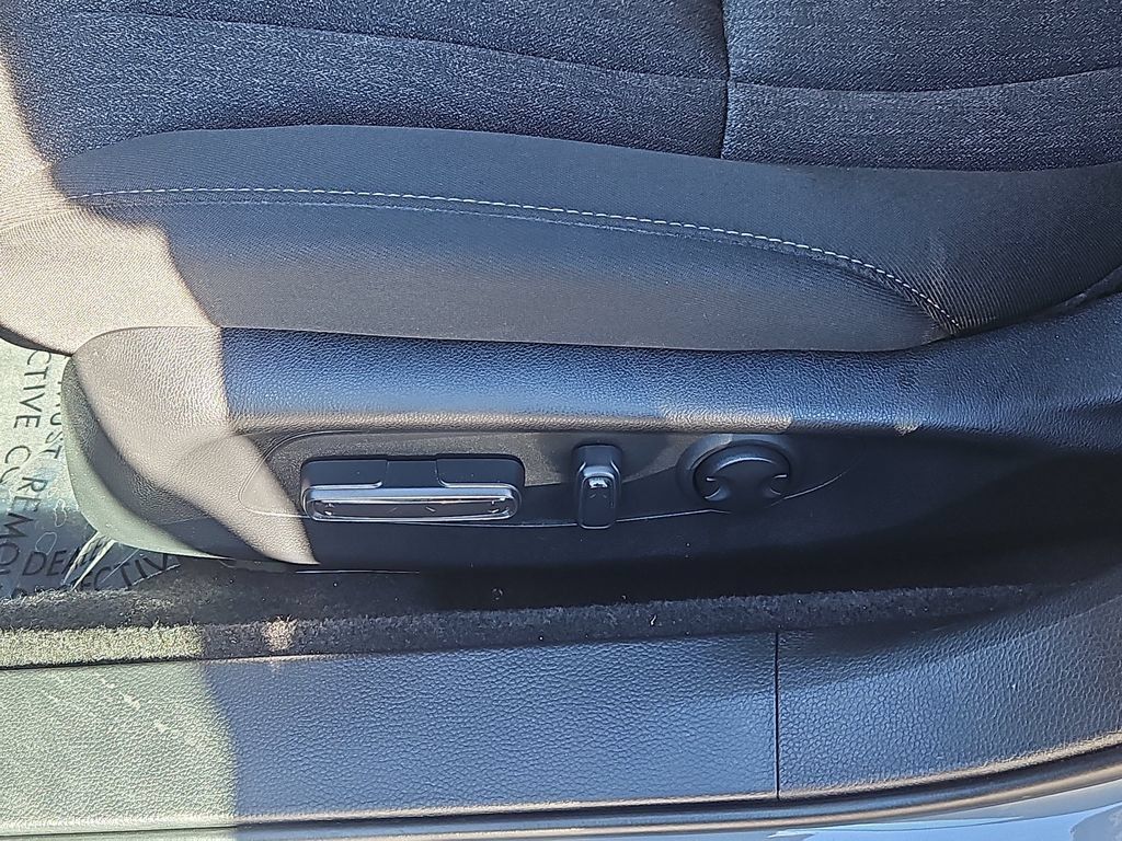 Used 2025 Honda Accord Sport image 20