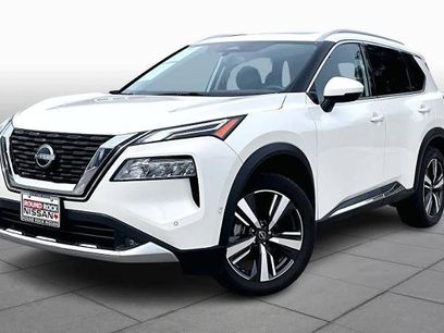 Certified 2022 Nissan Rogue Platinum w/ Head-Up Display Package