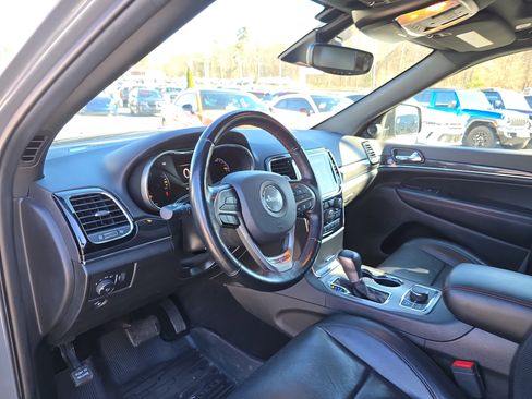 Used 2021 Jeep Grand Cherokee Trailhawk w/ Trailhawk Luxury Group image 24