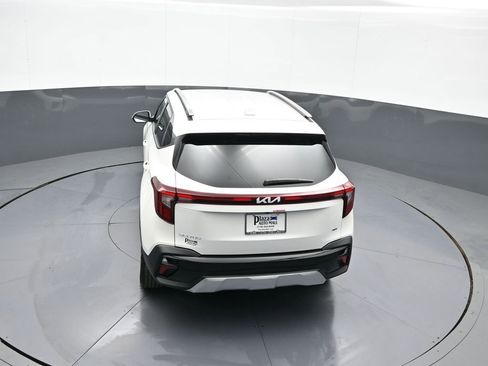 New 2025 Kia Seltos S image 38