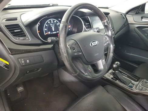 Used 2014 Kia Cadenza Premium w/ Luxury Package FWD image 22