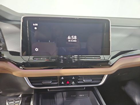 New 2026 Volkswagen Atlas Cross Sport SEL R-Line AWD/4WD image 18