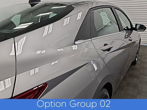 Used 2024 Hyundai Elantra SEL w/ Convenience Package image 10