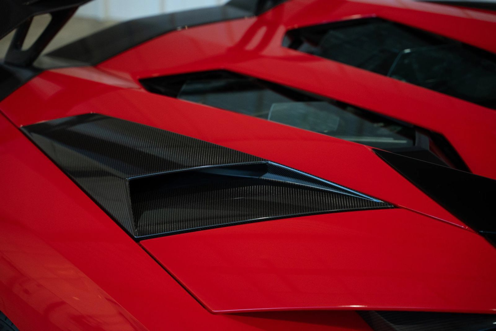 Used 2018 Lamborghini Aventador S AWD/4WD image 23