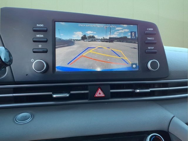 Used 2021 Hyundai Elantra SEL FWD image 29