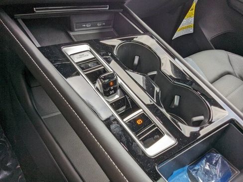 New 2024 Volkswagen Atlas Cross Sport SEL image 16