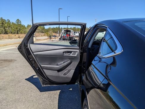 Used 2024 Honda Accord EX image 46