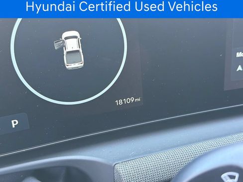Certified 2025 Hyundai Santa Cruz Limited AWD/4WD image 20