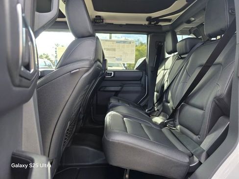 New 2025 Ford Bronco Badlands image 10