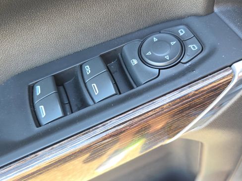 Used 2021 GMC Sierra 1500 SLE image 27